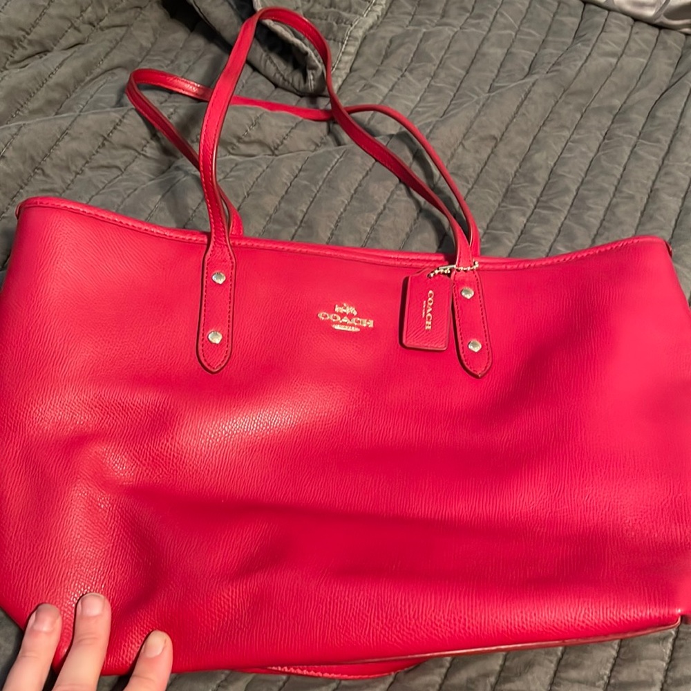 COACH red tote bag